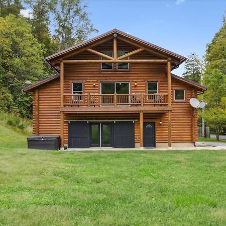 Hot Tub Fire Pit Game Room Theater Easy Access Sleeps 12 - Black Bear Lodge Pigeon Forge Eksteriør billede