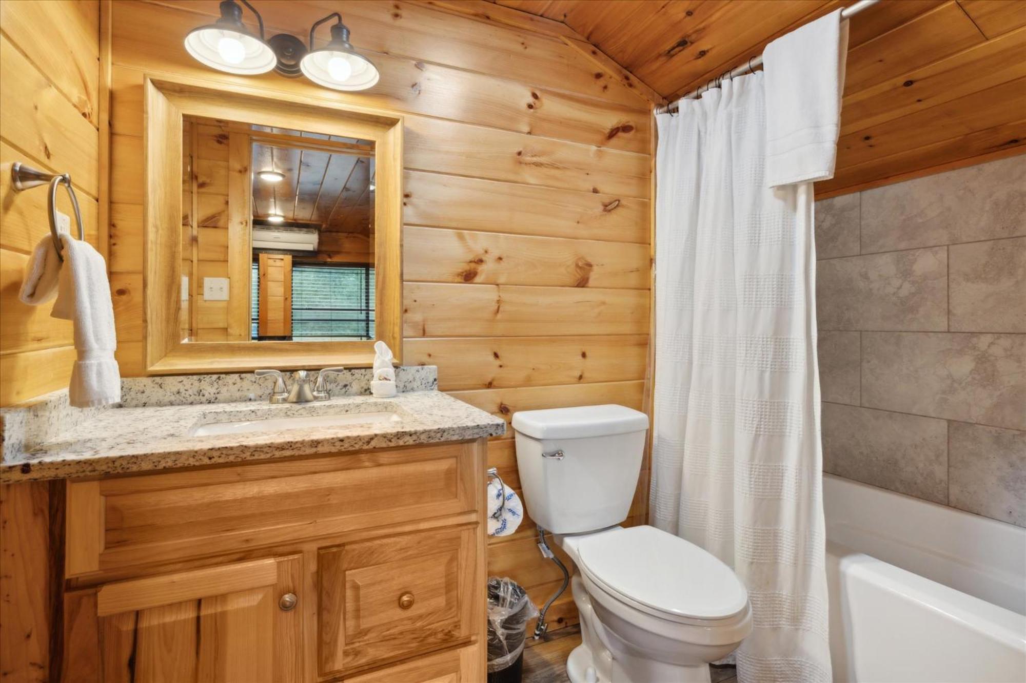 Hot Tub Fire Pit Game Room Theater Easy Access Sleeps 12 - Black Bear Lodge Pigeon Forge Eksteriør billede