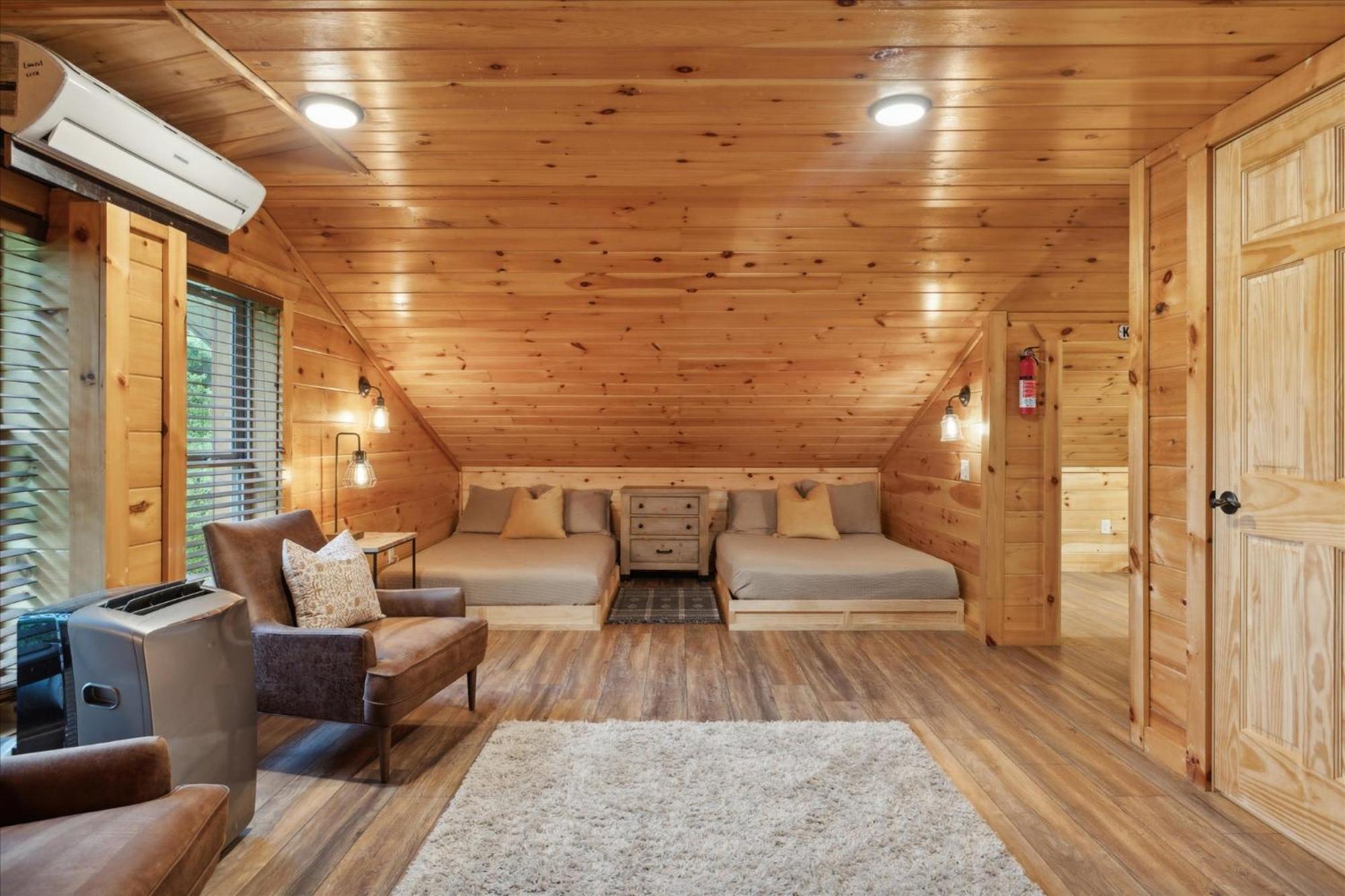 Hot Tub Fire Pit Game Room Theater Easy Access Sleeps 12 - Black Bear Lodge Pigeon Forge Eksteriør billede